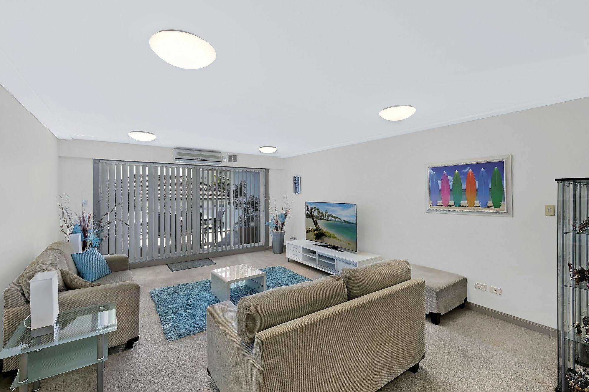 Sandy Cove Apartments Entrance Екстериор снимка